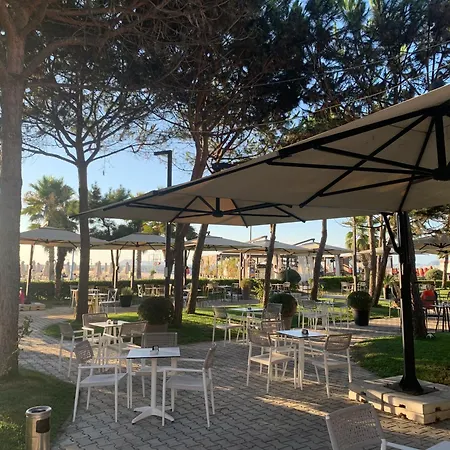 Gridis Qerret - One Bedroom Apartment, At Qerret Beach, Durres, Albania * Голем