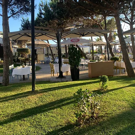 公寓 Gridis Qerret - One Bedroom Apartment, At Qerret Beach, Durres, Albania *