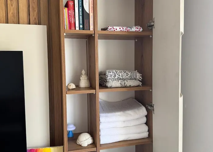 Gridis Qerret - One Bedroom Apartment, At Qerret Beach, Durres, Albania Golem (Tirana)