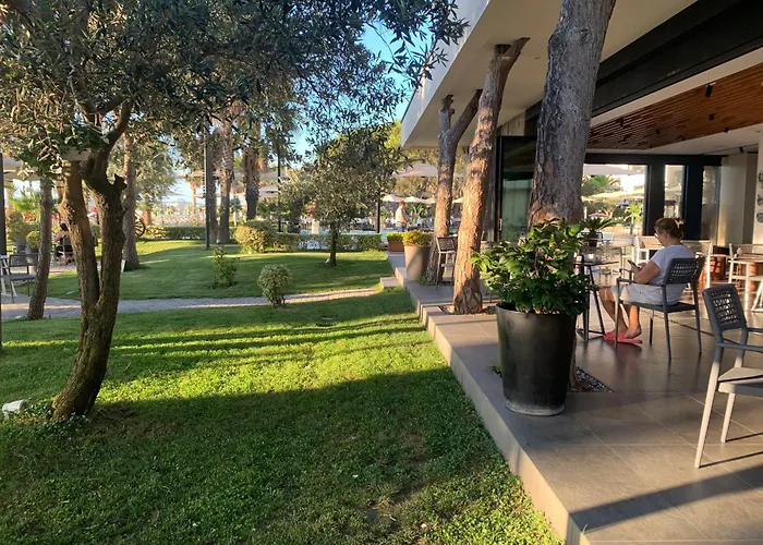 Gridis Qerret - One Bedroom Apartment, At Qerret Beach, Durres, Albania